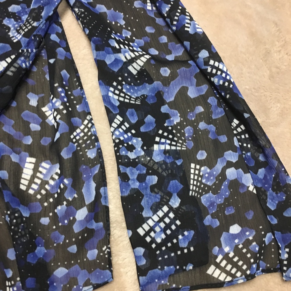 2 scarves